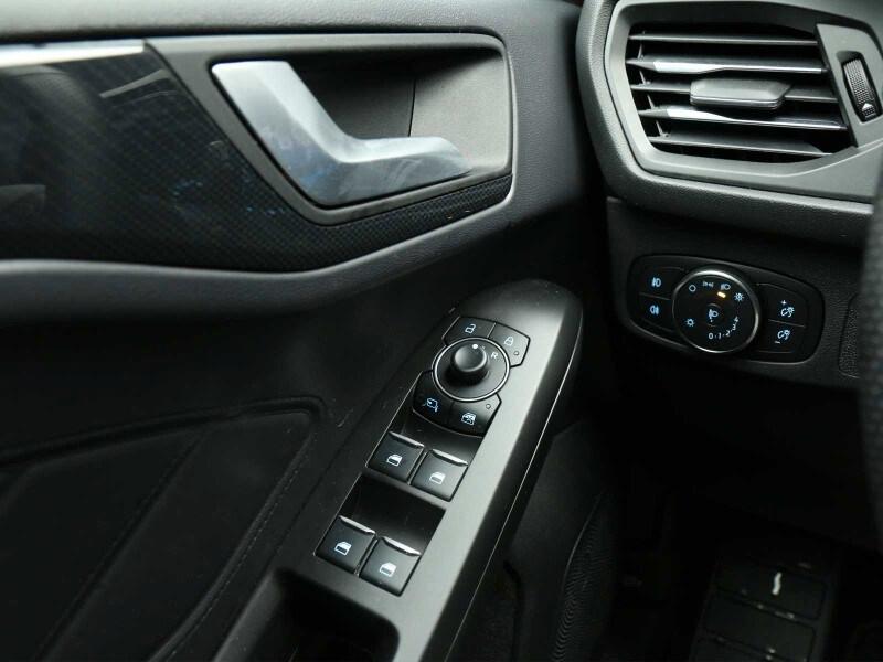 FORD Focus 4ª serie Focus 1.0 EcoBoost Hybrid ...