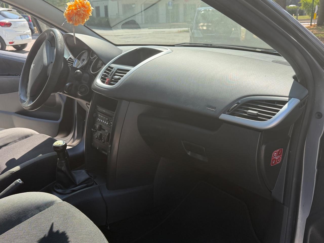 Peugeot 207 1.4 8V 75CV 5p. Energie Sport ECO GPL