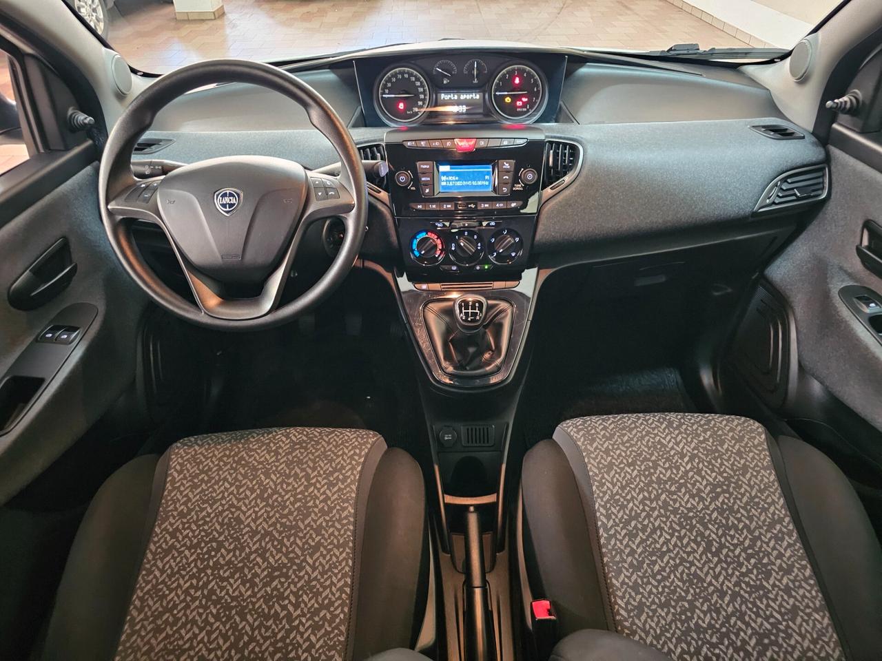 Lancia Ypsilon 1.2 69 CV 5 porte Gold