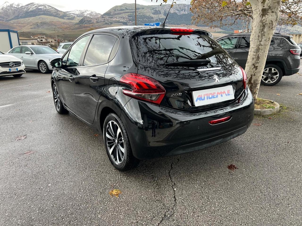 Peugeot 208 BlueHDi 100 S&S 5 porte Signature