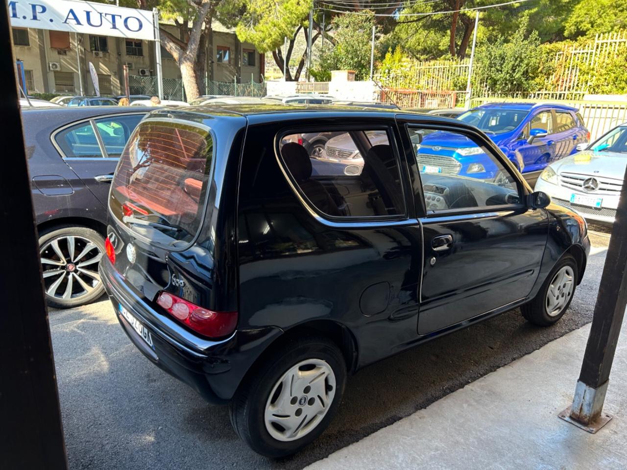 Fiat 600 1.1 Active - Aria Condizionata - Servosterzo - ABS - Vetri Elettrici - Allarme