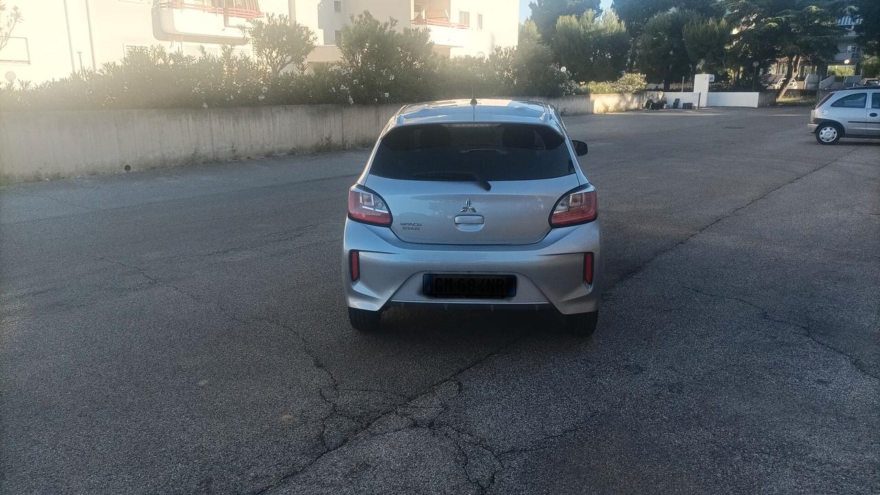 Mitsubishi Space Star 1.2 Intense SDA