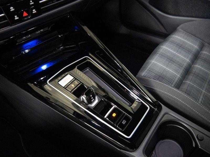 Volkswagen Golf 2.0 TDI GTD DSG LED MATRIX CAMERA 18"
