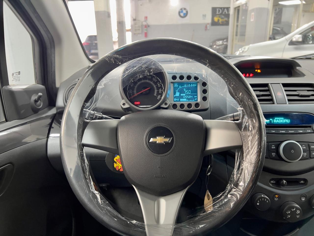 Chevrolet Spark 1.0 GPL Eco Logic Pink Lady Special Edition