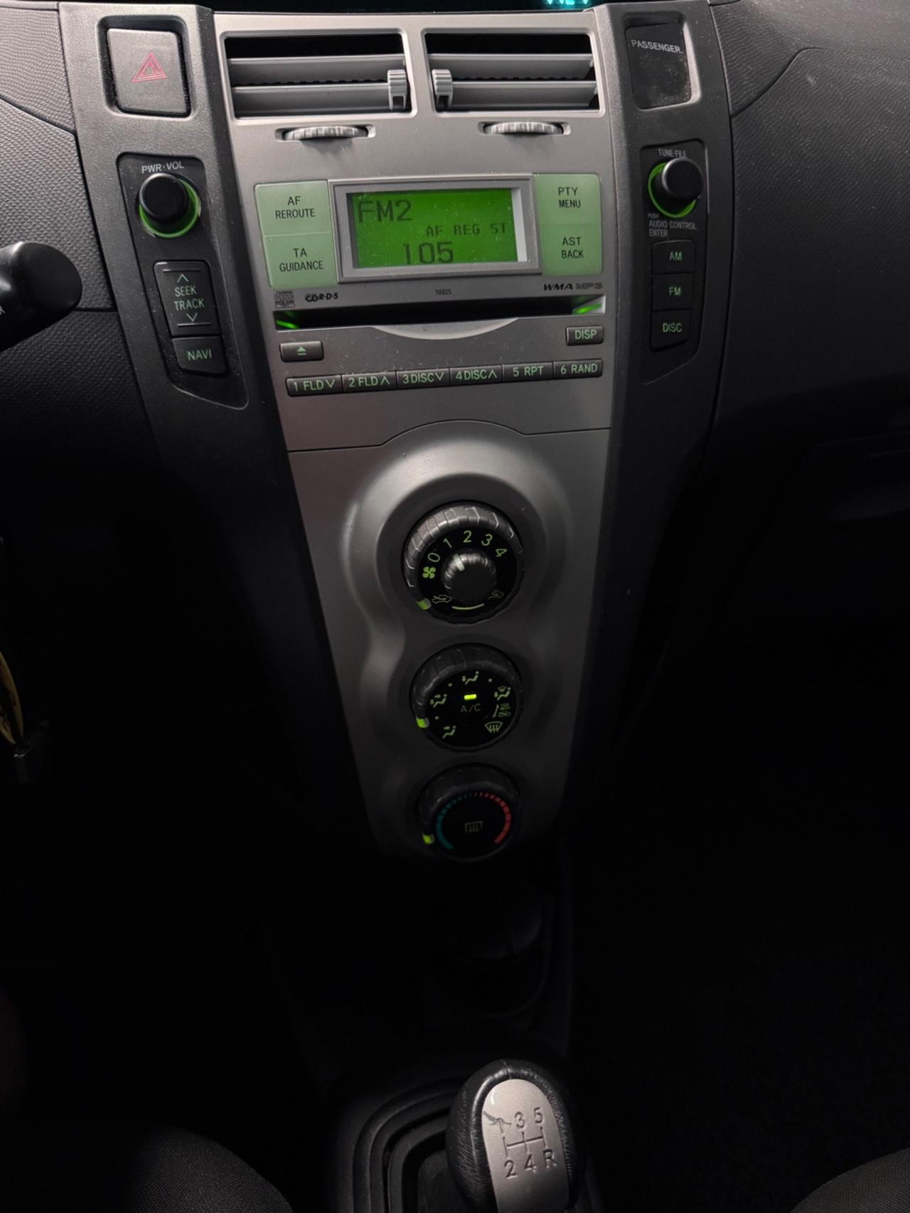 Toyota Yaris 1.0 5 porte Sol 24.813 km!