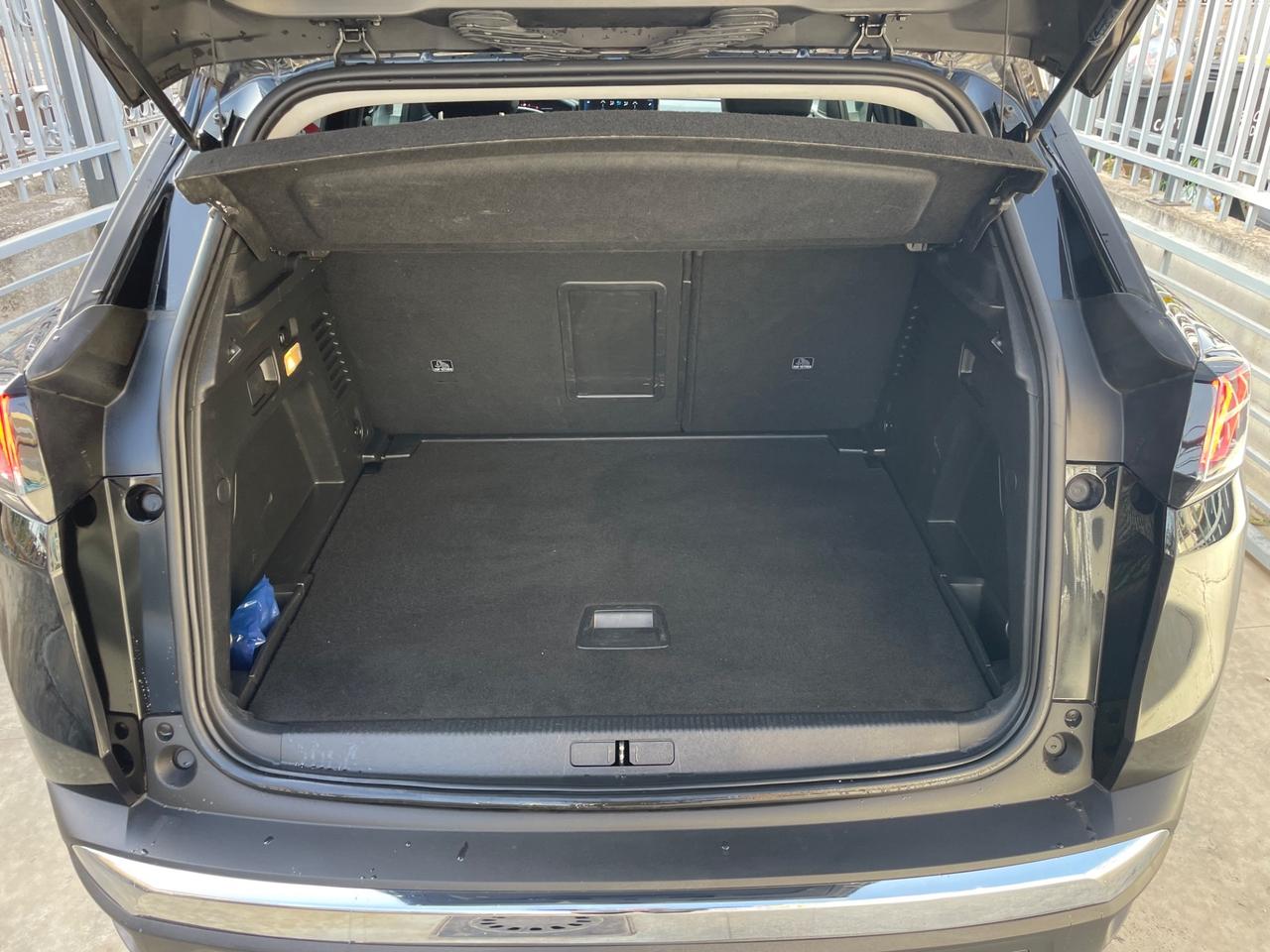 Peugeot 3008 BlueHDi 130 S&S EAT8 Allure