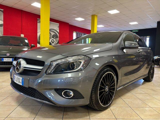 MERCEDES-BENZ A 200 Executive CERCHI 18" - SEDILI RISCALDATI - LED