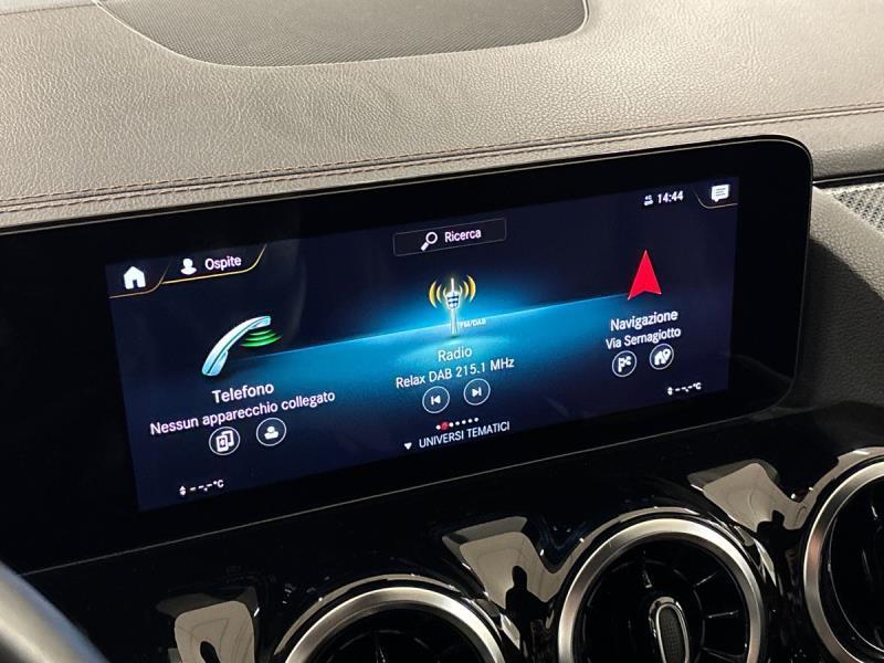 Mercedes GLA 200 200 D Premium 8G-DCT