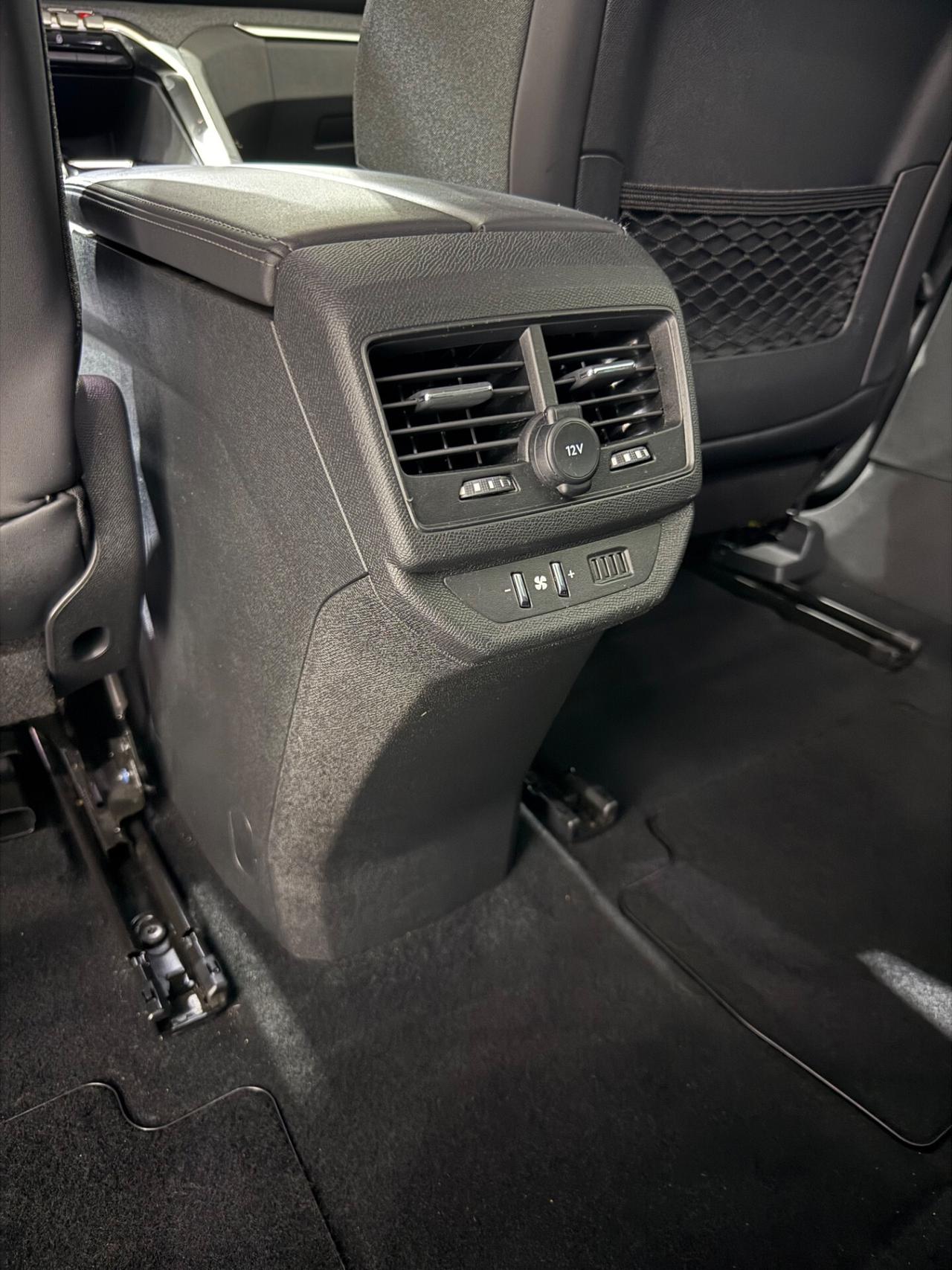 PEUGEOT 5008 ALLURE PACK UNICO PROPRIETARIO CON IVA ESPOSTA