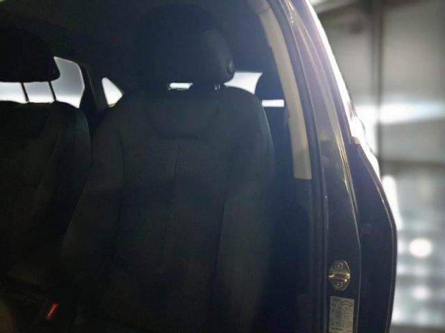 AUDI Q3 35 TDI quattro S tronic S line edition