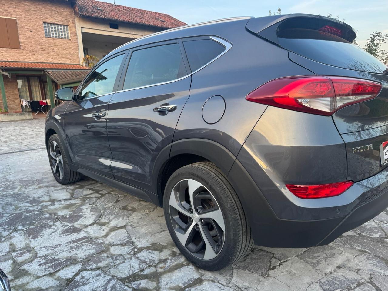 Hyundai Tucson 1.7 CRDi Sound Edition neopatentati