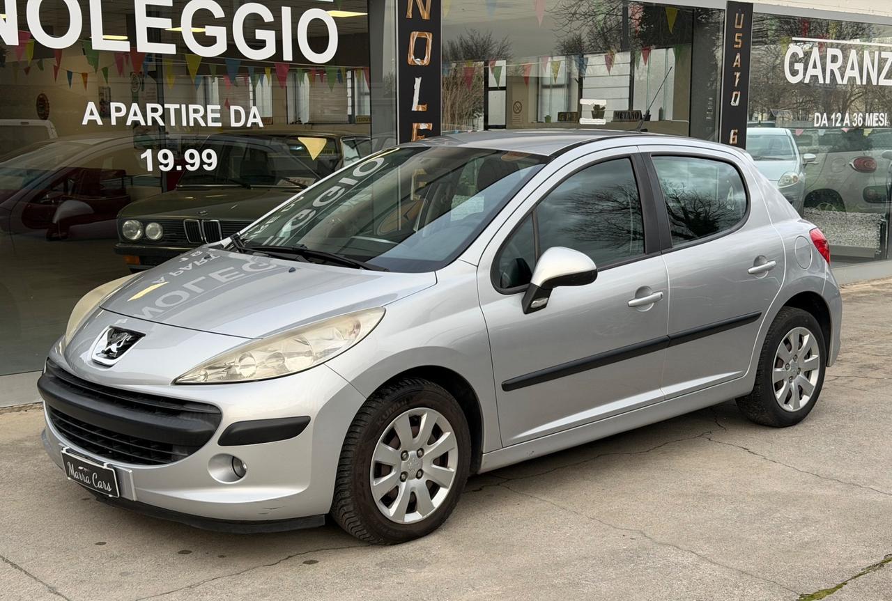 Peugeot 207 1.4 8V 88cv 5p.- Neopatentati- Garanzia