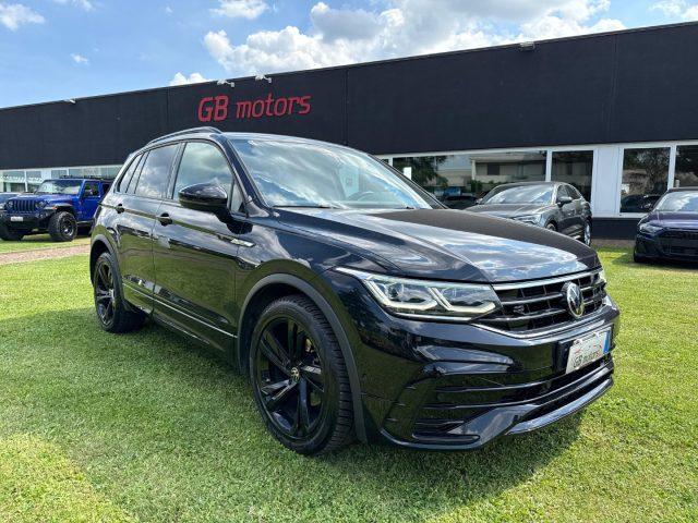 VOLKSWAGEN Tiguan 2.0 TDI 150 CV SCR DSG R-Line NAVI - LED - ACC