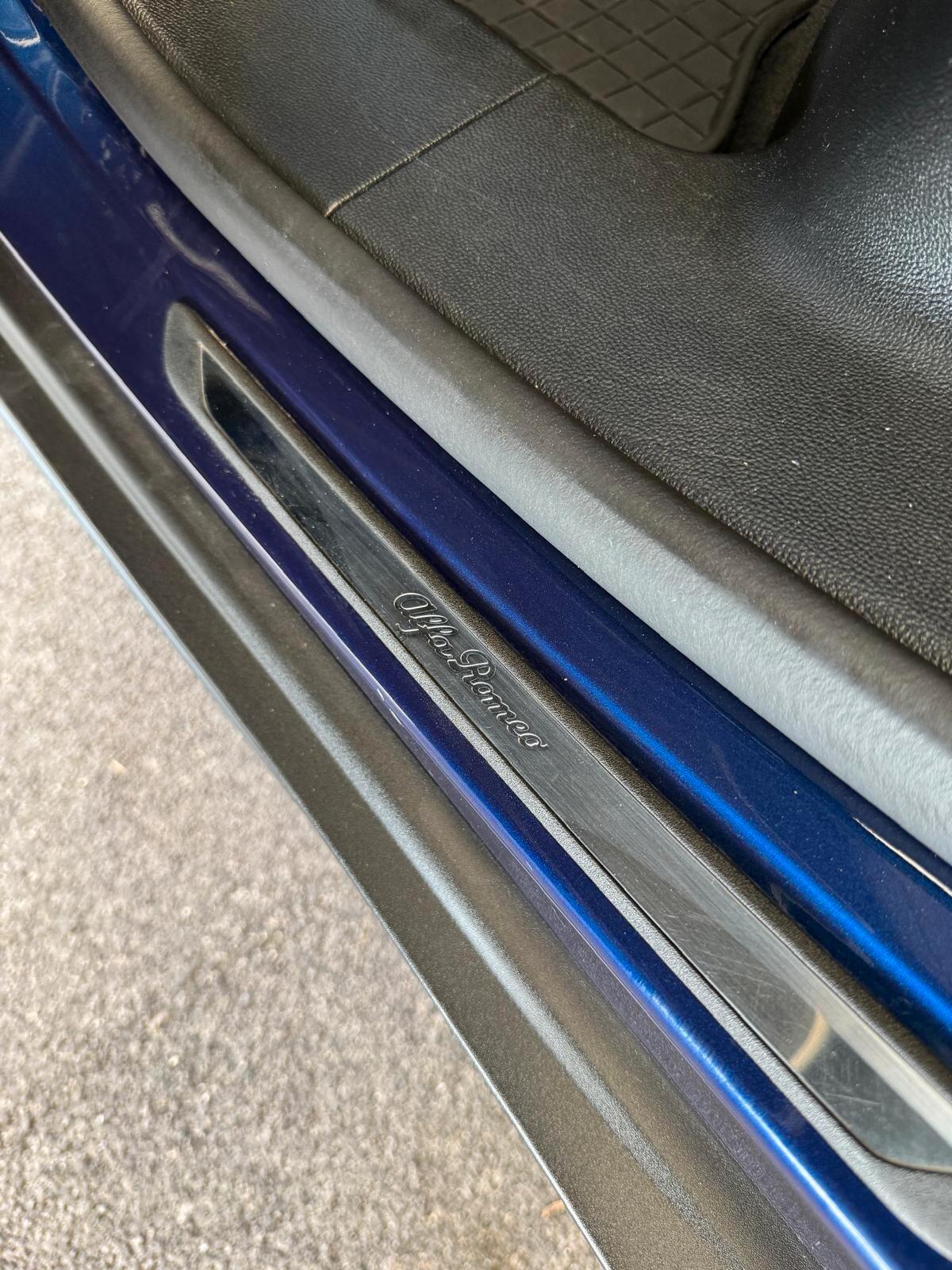 Alfa Romeo Stelvio 2.2 Turbodiesel AT8 RWD Business