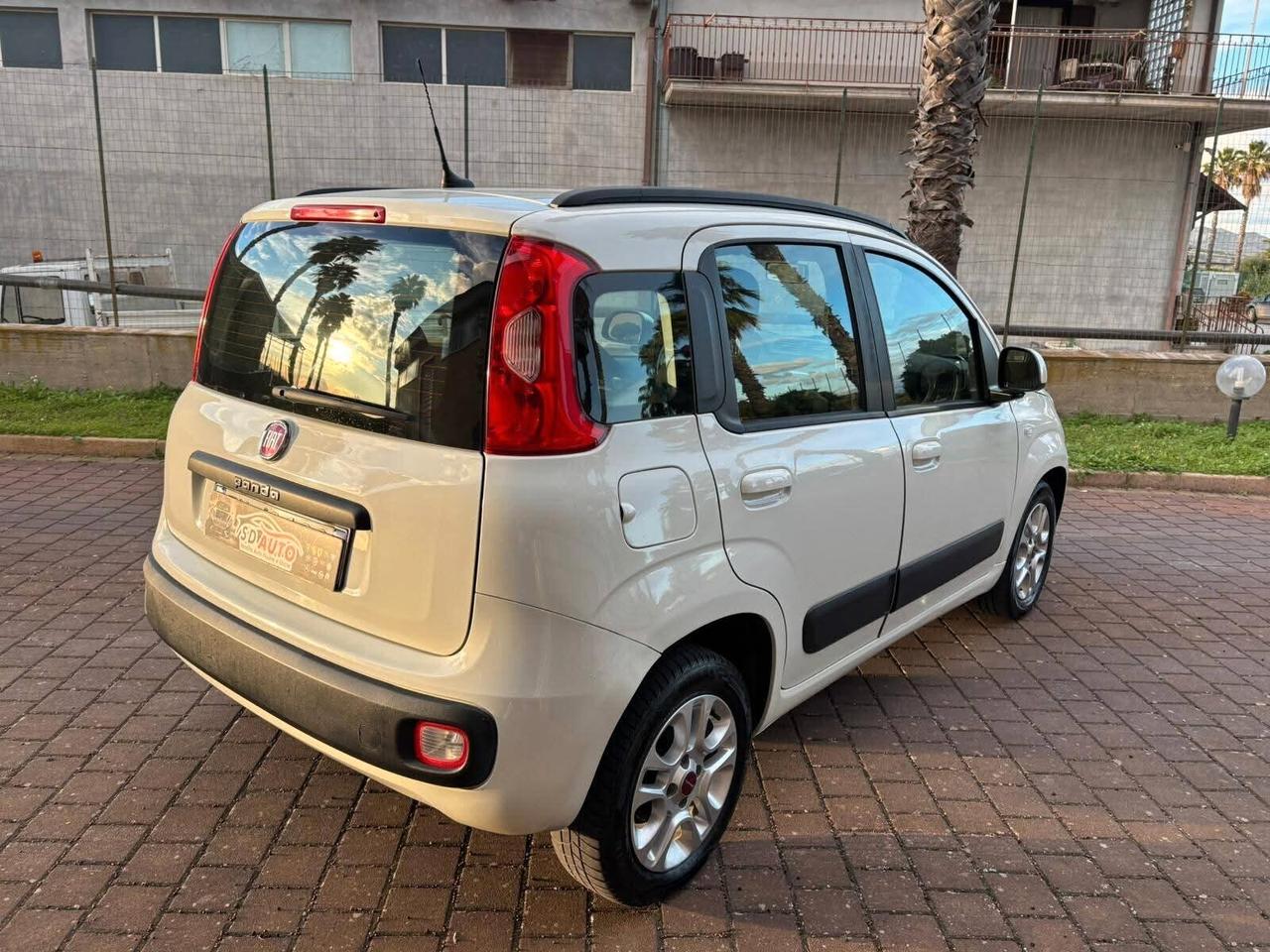 Fiat Panda 1.3 MJT 95 CV S&S Lounge//'