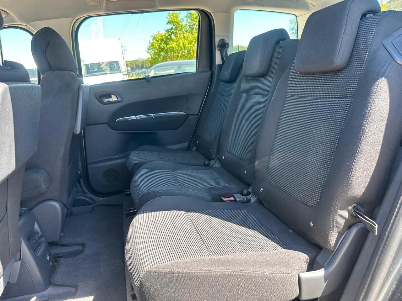 Peugeot 5008 1.6 HDi 112CV Tecno