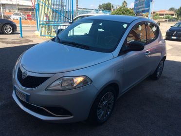 2016 Lancia Ypsilon 1.2 69 CV 5 porte Platinum tagliandata!!!