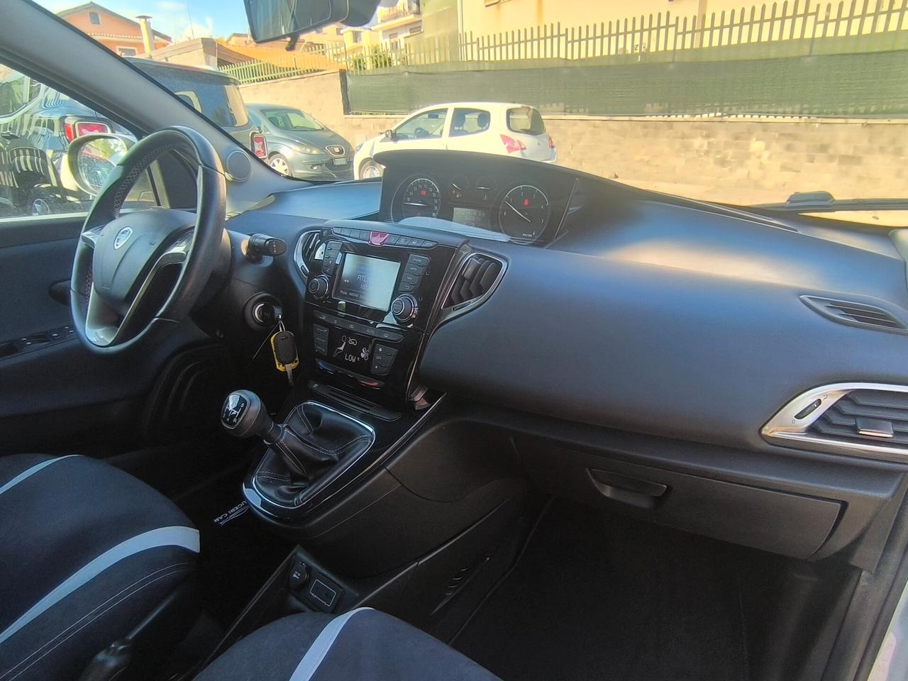 Lancia Ypsilon 1.3 MJT 16V 95 CV 5 porte S&S Gold