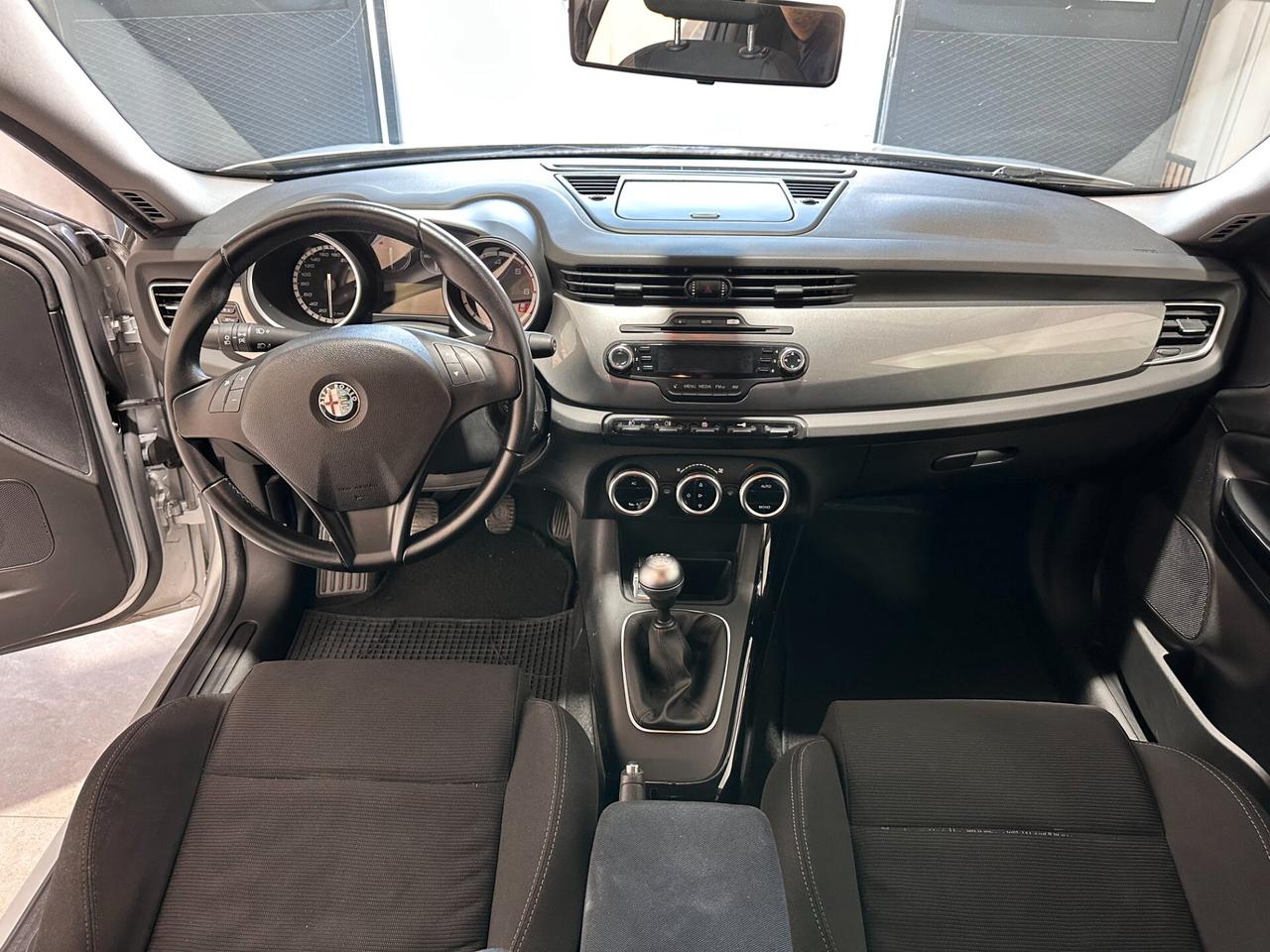 Alfa Romeo Giulietta 2.0 JTDm-2 140 CV Distinctive