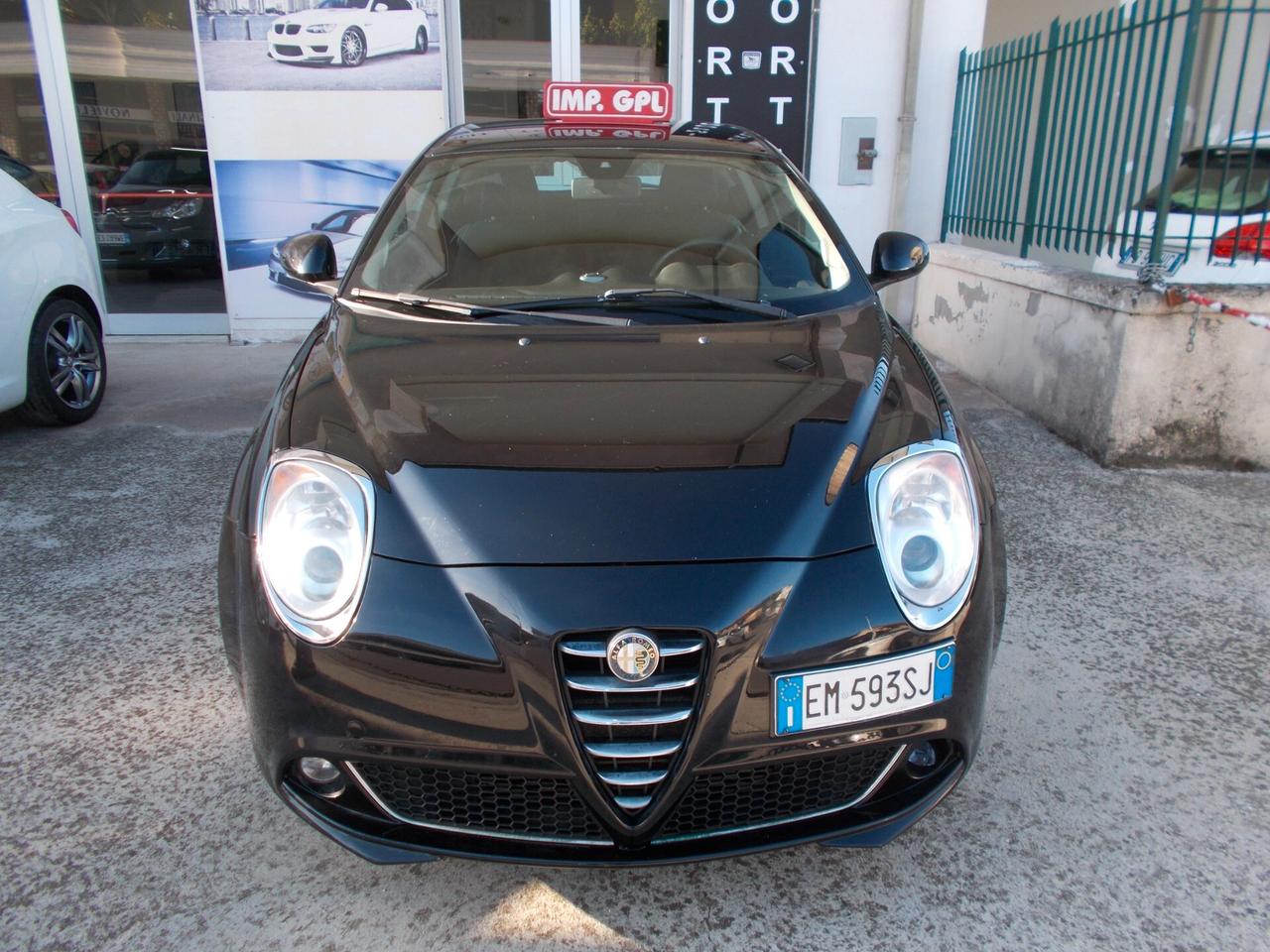 Alfa Romeo MiTo 1.4 T 120 CV GPL Distinctive Sport Pack
