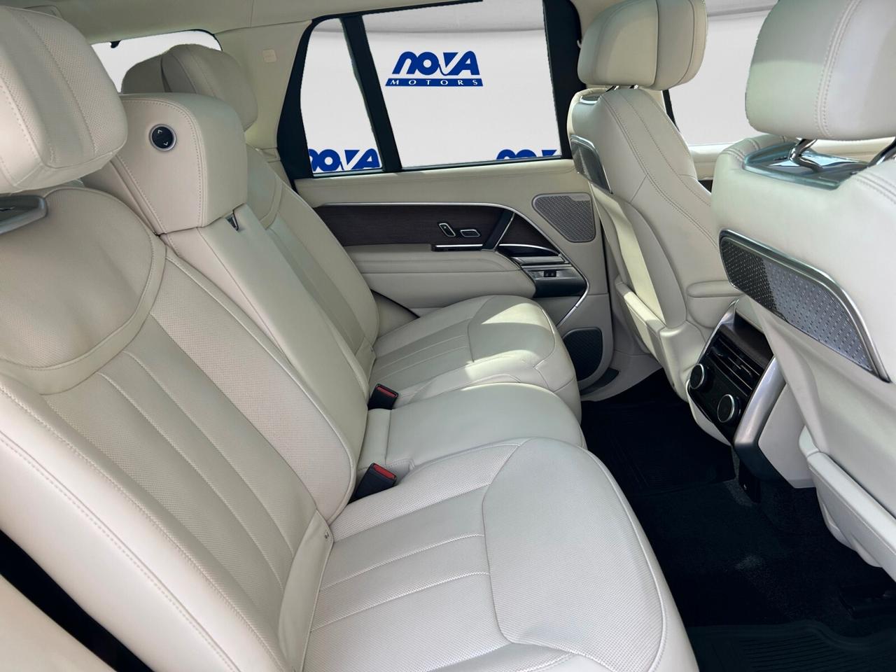 Land Rover Range 3.0D l6 350 CV Autobiography IVA ESPOSTA