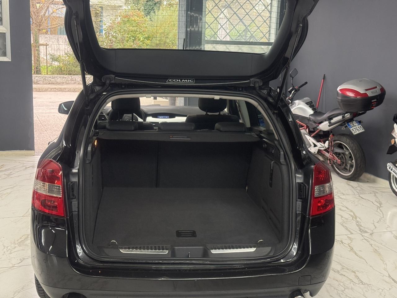 Renault Laguna 2.0 dCi 150CV SporTour Initiale