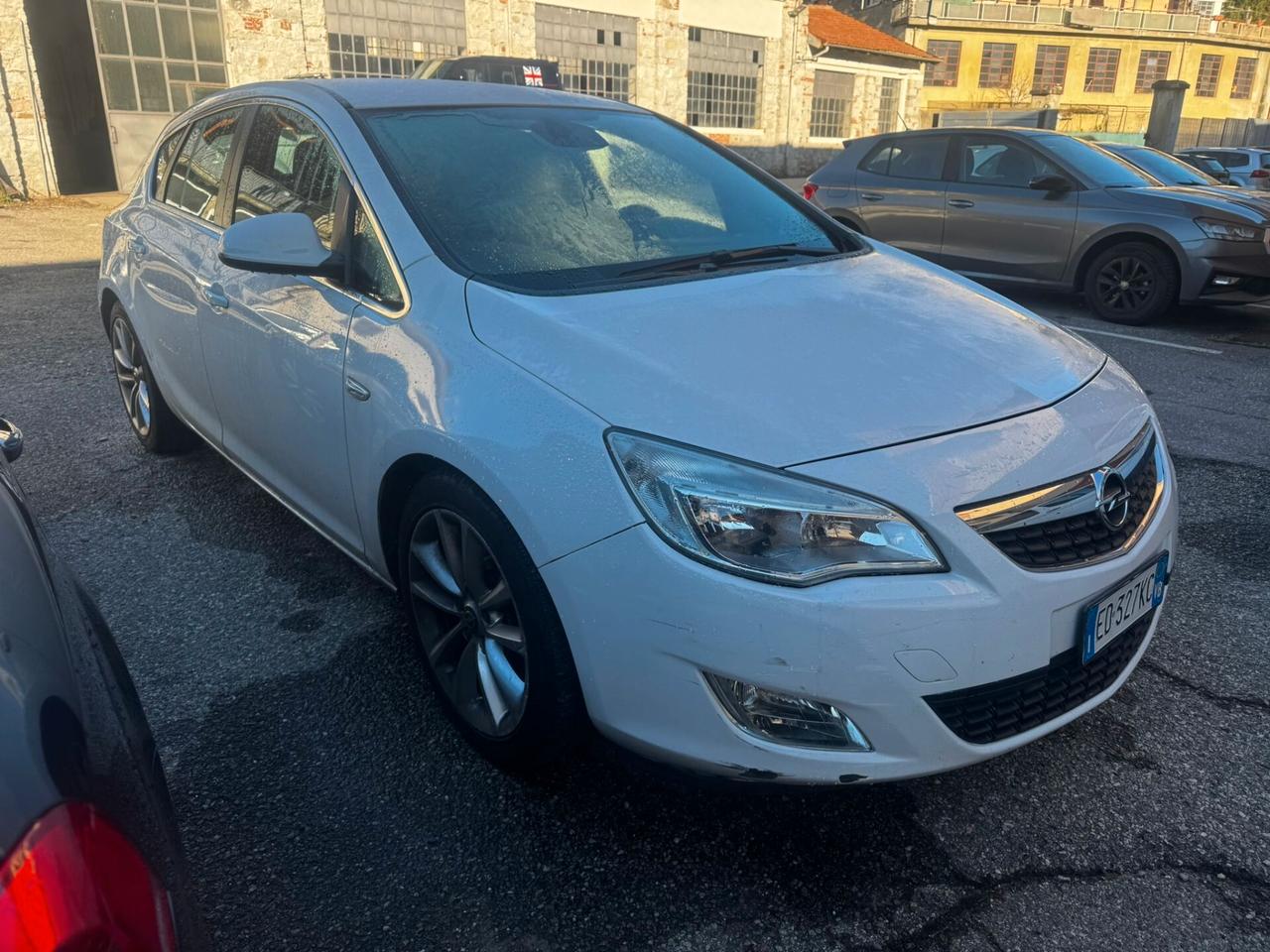 Opel Astra 1.7 CDTI 110CV 5 porte Elective
