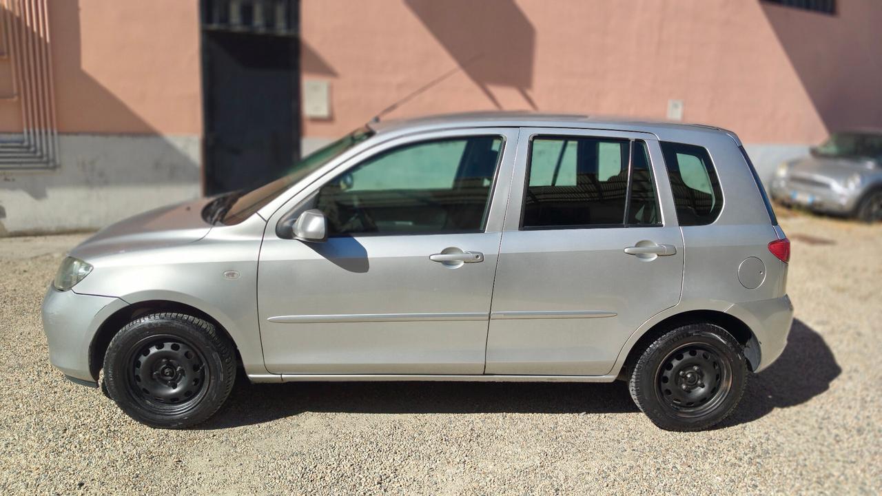 Mazda 2 1.2 16V 5p. Cub