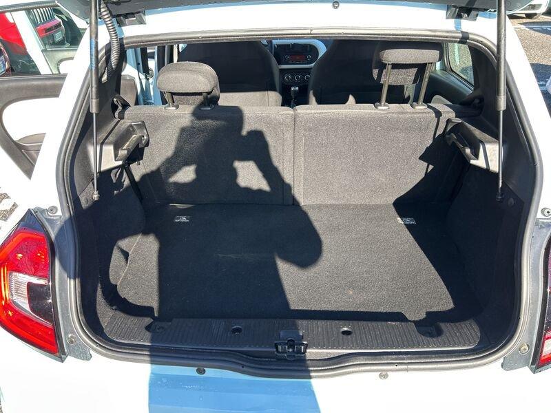 Renault Twingo III 2019 1.0 sce Duel 65cv
