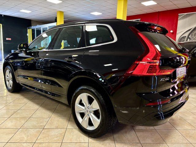 VOLVO XC60 B4 (d) automatico Core UNIPRO - CERTIFICATA