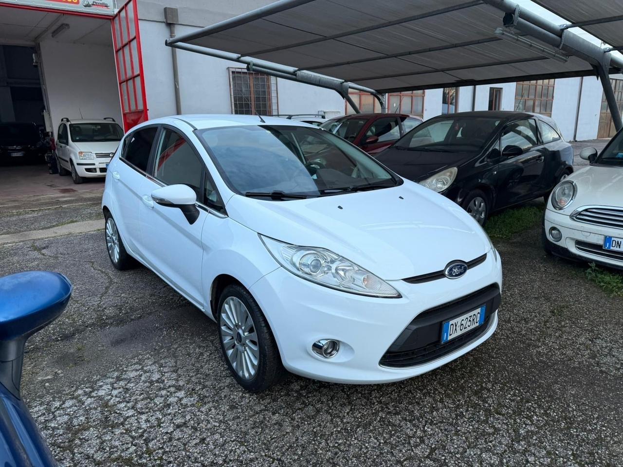 Ford Fiesta 1.4 97 CV KW 81 5 porte Titanium