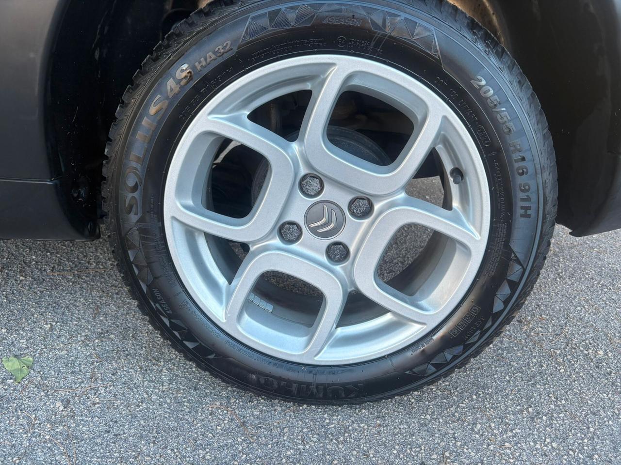 CITROEN C4 1.6 CACTUS Shine - 2018