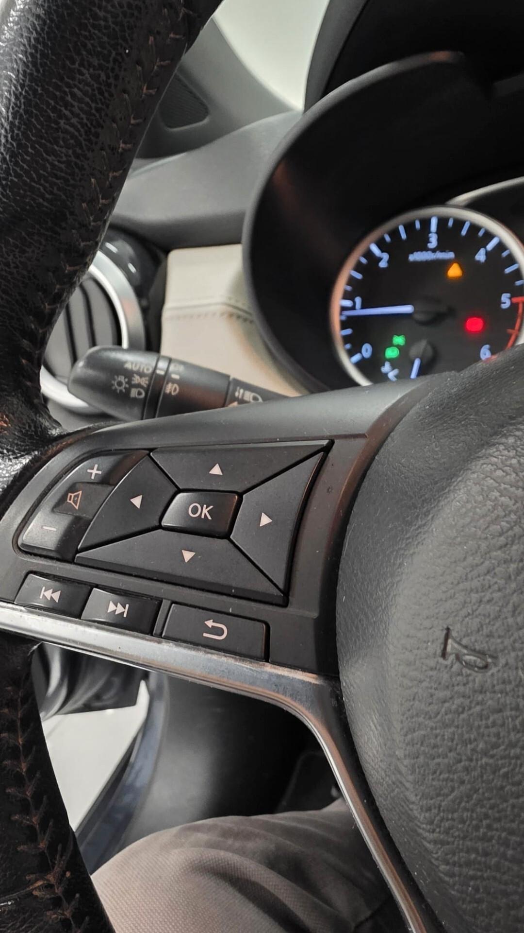 Nissan Micra 1.5 dCi 8V 5 porte Tekna