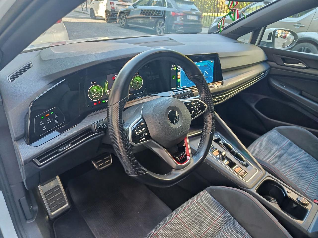 Volkswagen Golf Ultimate 2.0 TSI GTI #10337