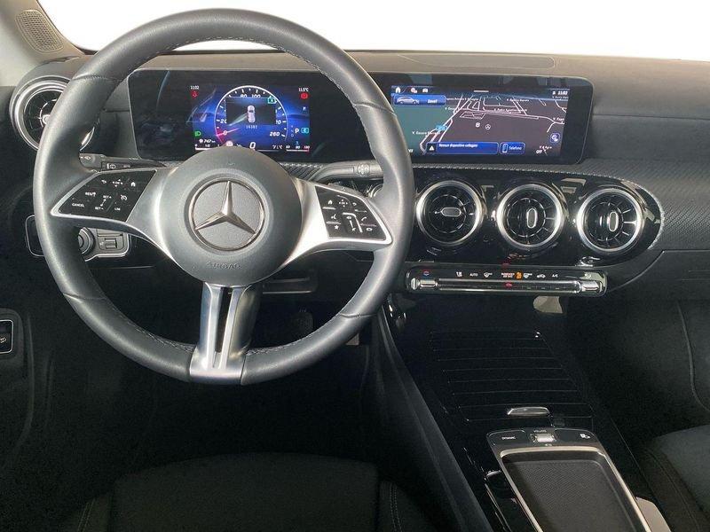 Mercedes-Benz CLA CLA 180 d Advanced