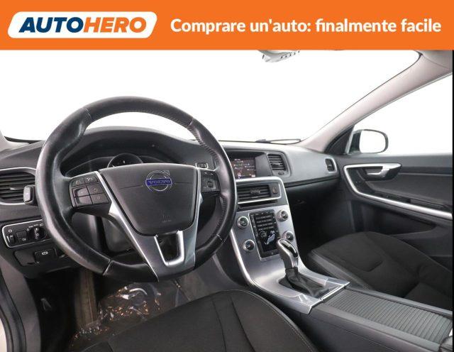 VOLVO V60 Cross Country D3 Geartronic Momentum