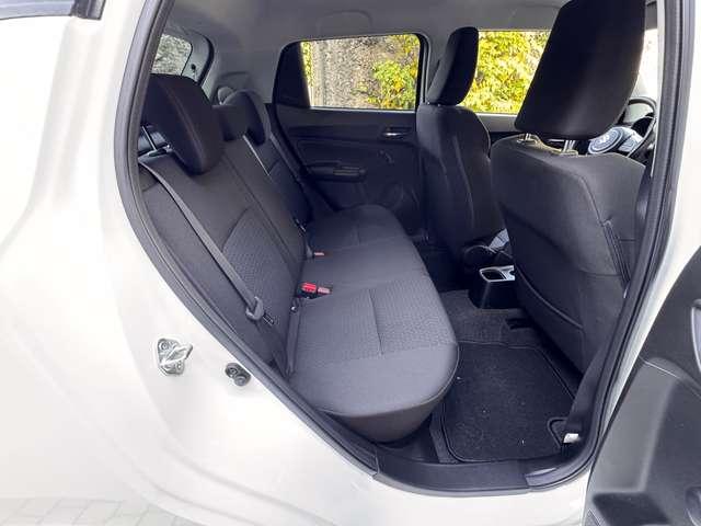 Suzuki Swift 1.2 4wd AllGrip* Navi* AppCar*AndroidAuto*