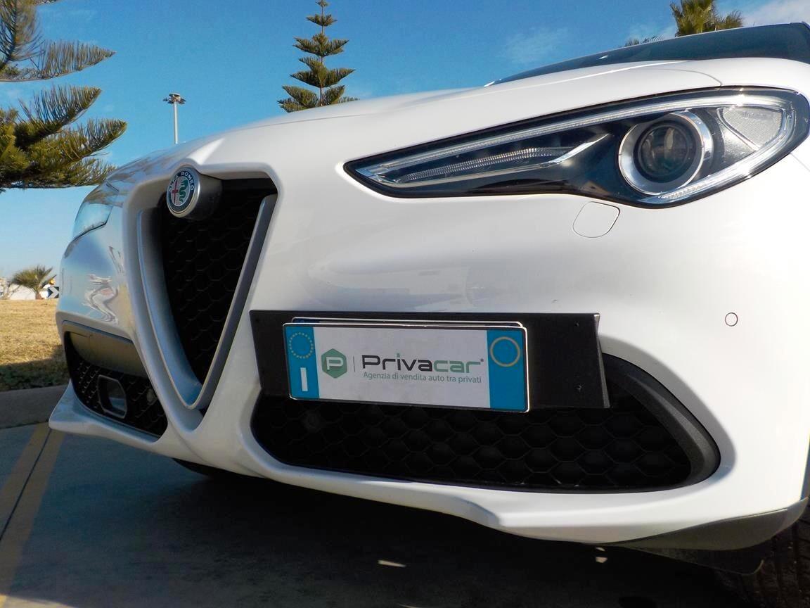 Alfa Romeo Stelvio 2.2 Turbodiesel 160 CV AT8 RWD Super