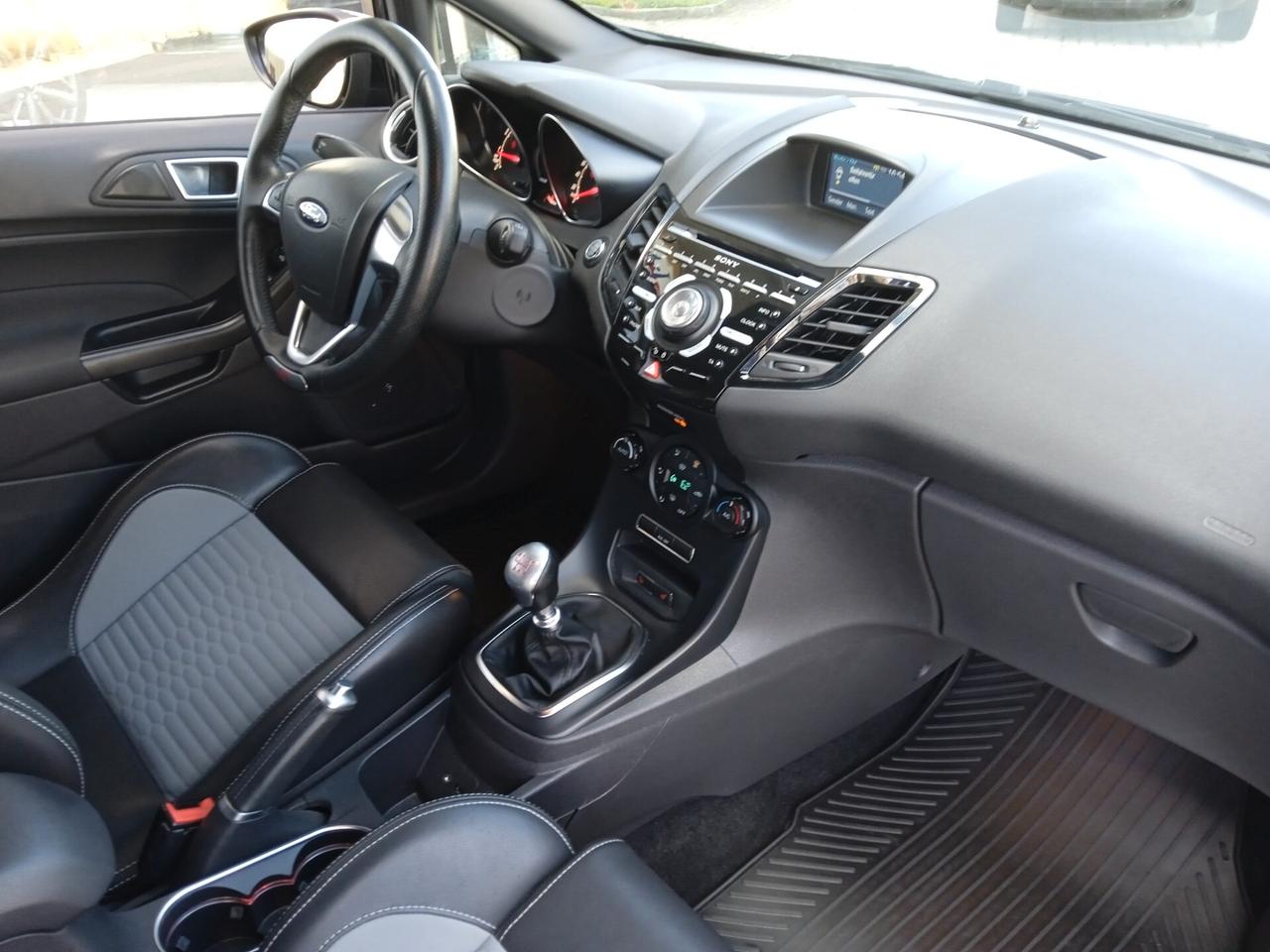 Ford Fiesta ST SPORT PACK 1-2 SENS PARK VETRI SCURI INTERNI PELLE/TESSUTO PRONTA CONSEGNA
