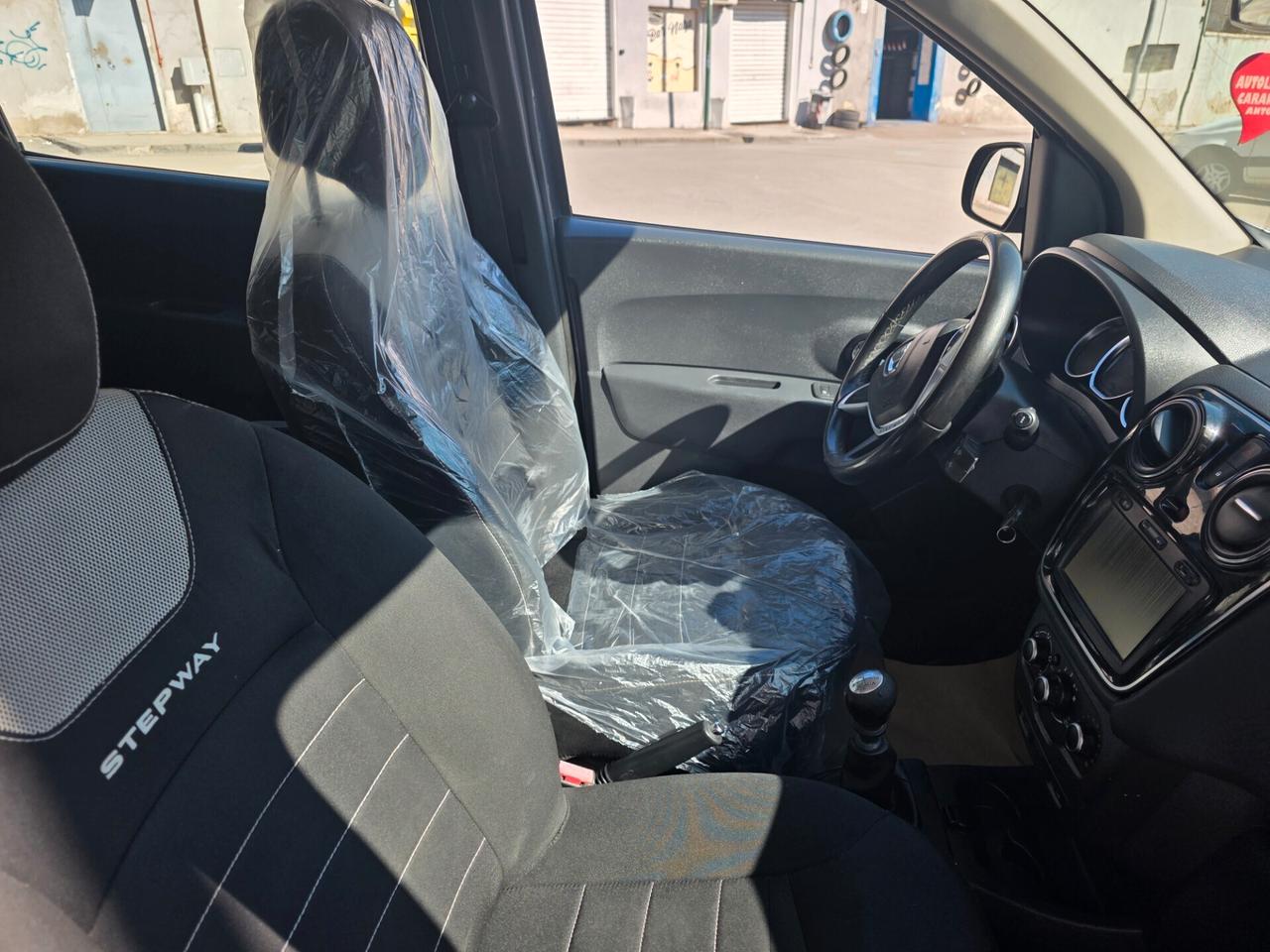 Dacia Lodgy Stepway 1.5 Blue dCi 115CV 7 posti