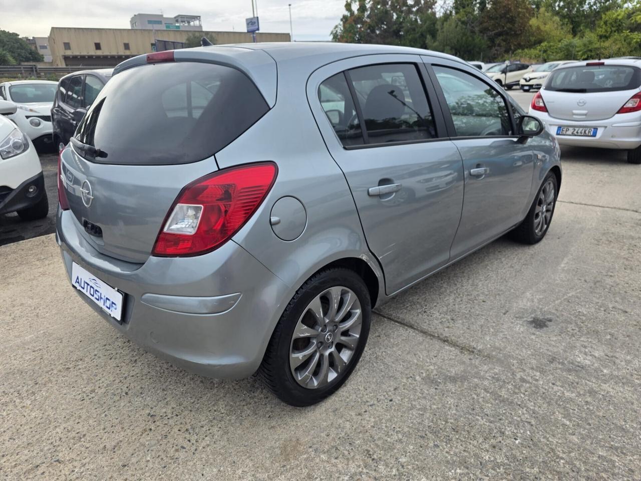 Opel Corsa 1.2 5 porte Edition