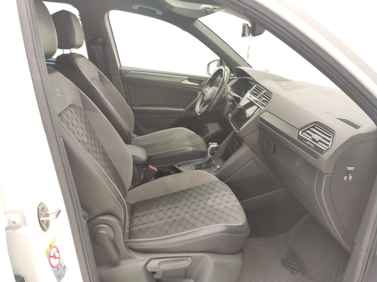 Volkswagen Tiguan 2.0 TDI 150 CV SCR DSG R-Line