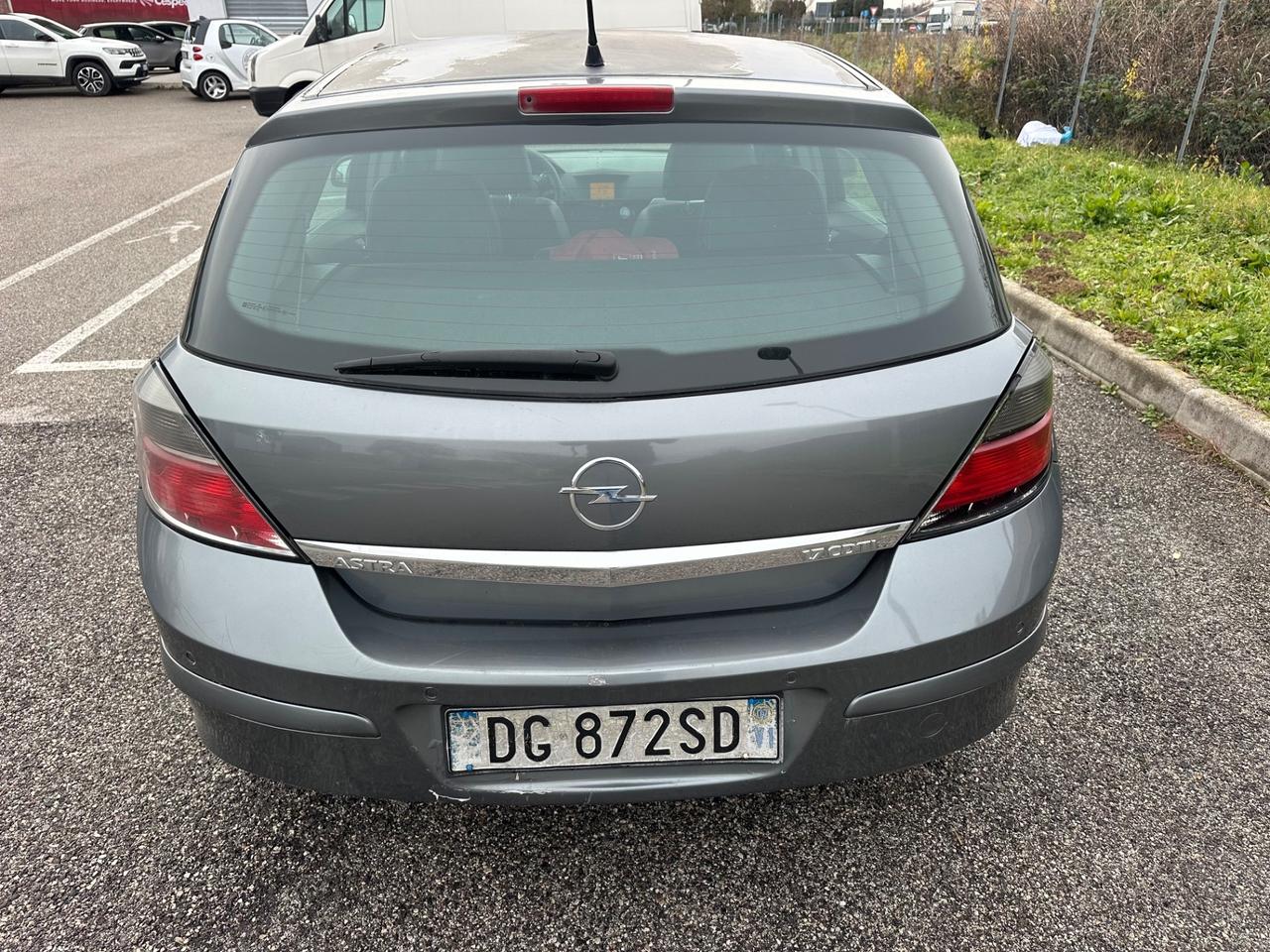 Opel Astra 1.7 diesel 2007 neopatentati