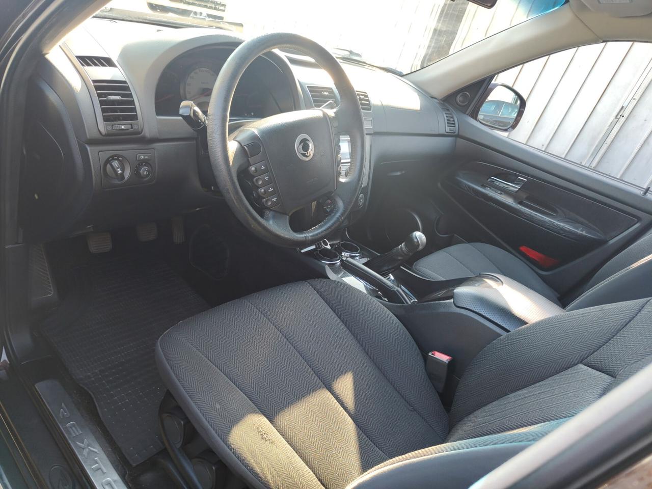 Ssangyong Rexton W 2.0 Xdi 4WD 7 posti