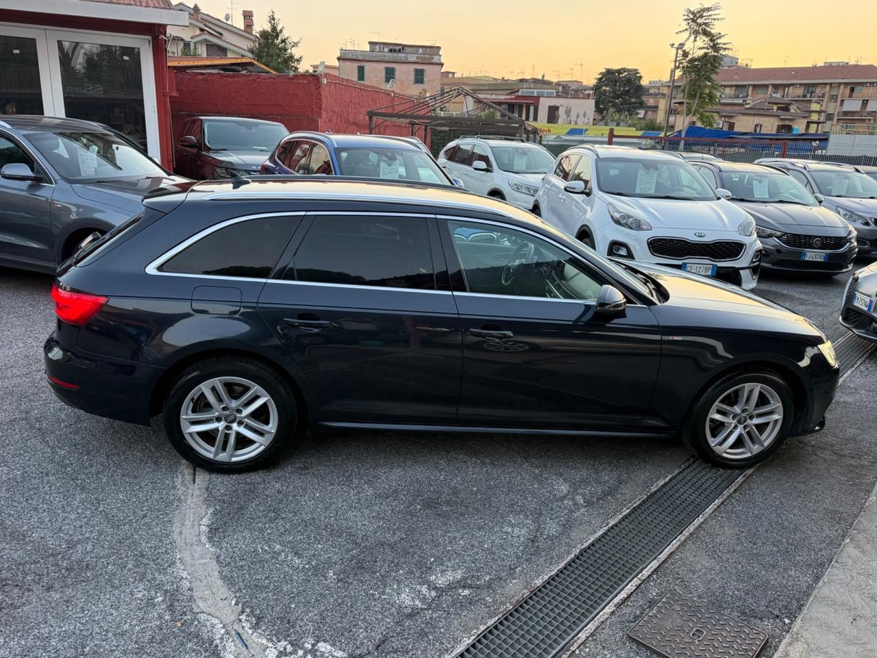 A4 Avant 2.0 TDI 150 CV S tronic- S-line-iva esposta