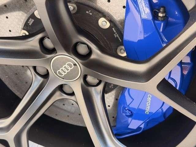 Audi RS6 RS6 Avant 4.0 mhev Performance Pack Dynamic Plus quattro Carbon Ceramica/305km-h/Sedili Sportivi a G