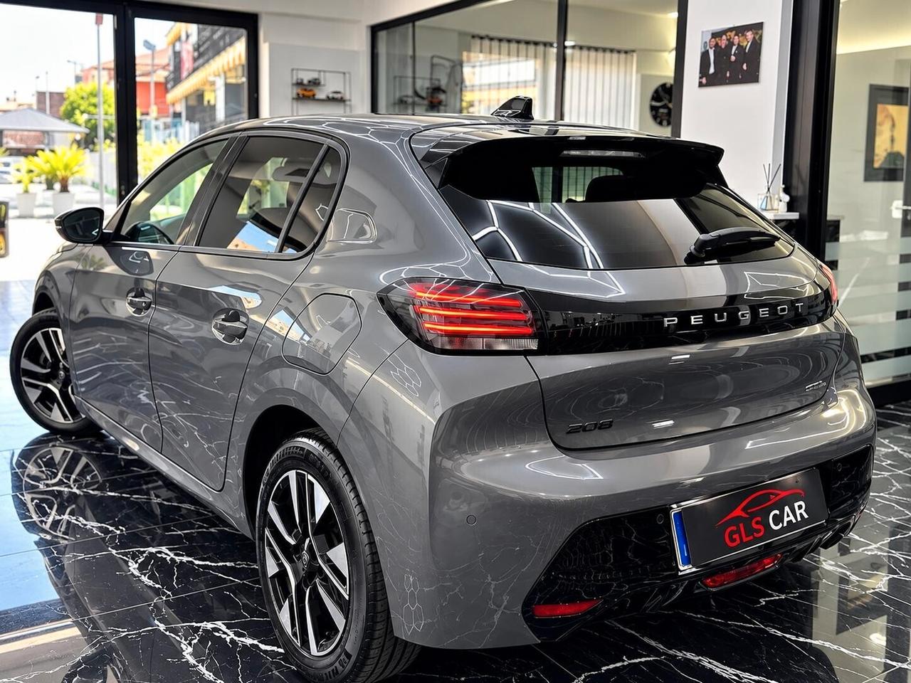 Peugeot 208 PureTech 1.2 Benzina 100 cv Stop&Start 5 porte Allure