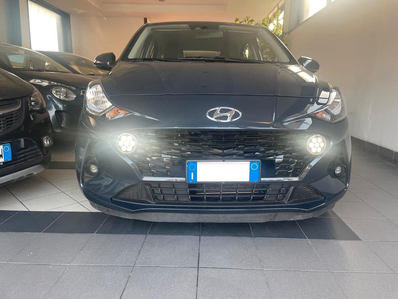 Hyundai i10 1.0 MPI 67 CV - AUTOMATICA