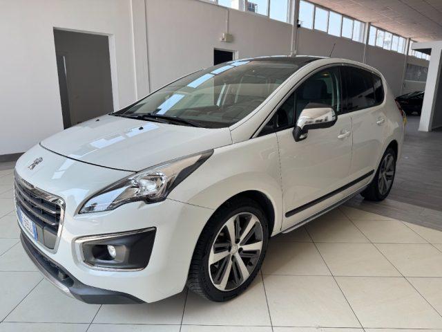 PEUGEOT 3008 2.0 HDi 163CV aut. Allure