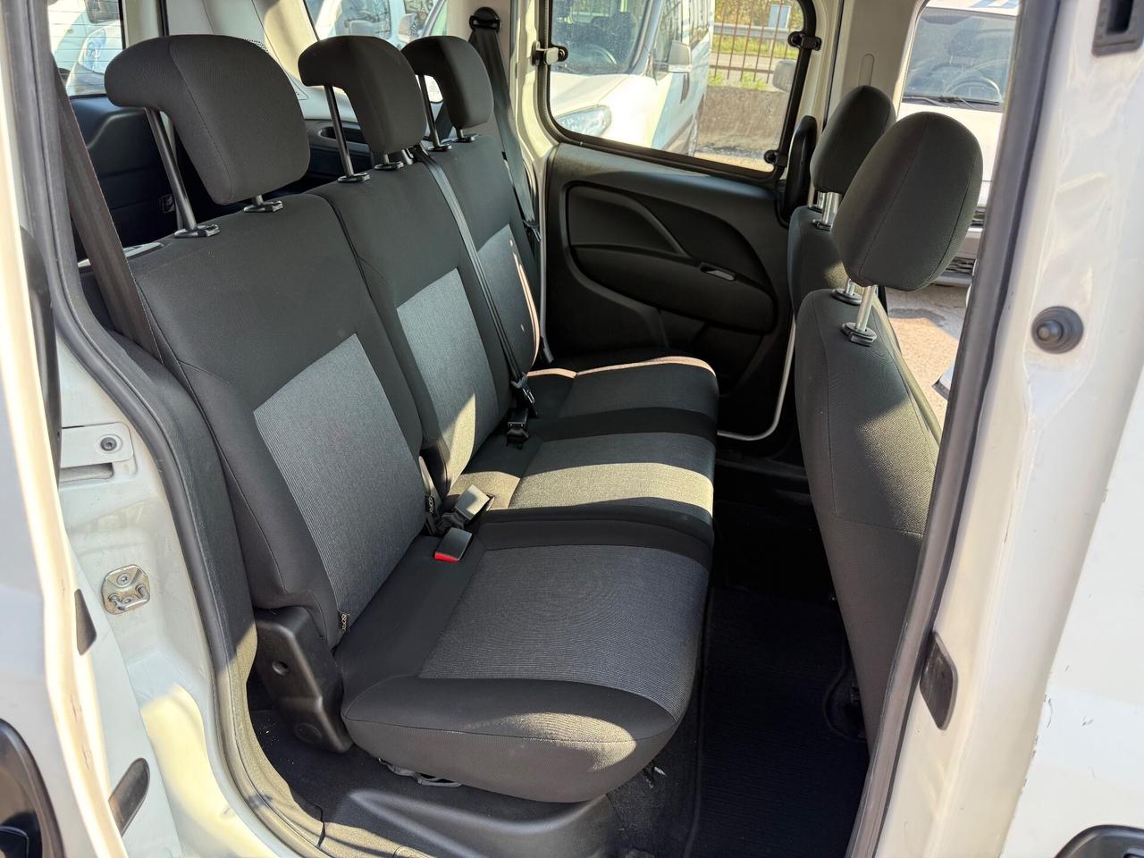 Fiat Doblo Combi N1 Autocarro 5 POSTI